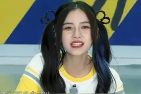 baby指压板跳远作弊，当镜头拍到她的脚底，网友：怕疼就退出吧图片