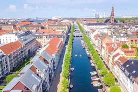 丹麦出台史上最严苛入籍政策——欧洲最难移民国家之一图片