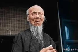 齐白石几笔画只鸟，估价竟达千万，网友：真值这么多吗？专家：值图片