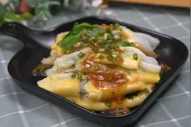 「今日早餐」来试一下在家也能制作的广式鸡蛋蒸肠粉吧图片