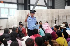 警察+老师，他们的CP超甜的图片