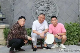 果然是个狠人！德云社烧饼晒健身照，看到他的小腿网友们都服气了图片
