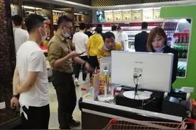 拥抱夜经济 K歌“白菜价”吸引消费者图片