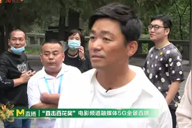 王宝强再回少林寺，与师兄弟忆当年，他们还曾失联多年图片