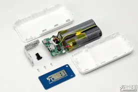 睿能宝1万毫安快充移动电源拆解，两颗芯片搞定30W双口快充图片