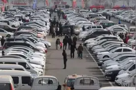 “捡漏”豪车，精品二手车市场再迎小高峰｜大境汽车图片