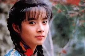 岳翎：自小父母双亡，逆袭成“琼瑶女郎”，38岁为爱情隐退图片