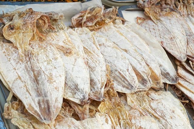 干鱿鱼怎样泡发 干鱿鱼怎样泡发最好