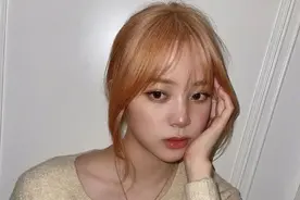 小说：两个大美女一起照顾你，你还不乐意啦？图片