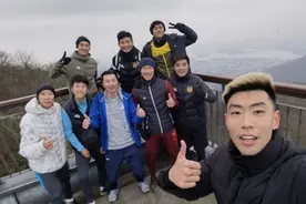 唏嘘！吴曦率江苏众将登紫金山训练，球迷：下次去恒大登白云山图片