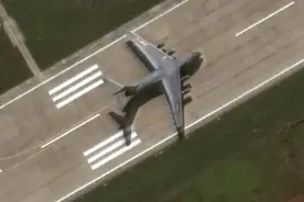 运-20降落永暑礁，航母075同时亮相，释放维护和平坚定决心图片