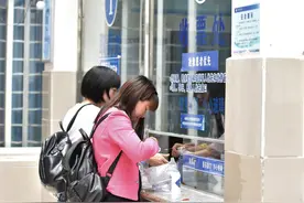 患者用药负担重，多地已将抑郁症纳入门诊特殊病种图片