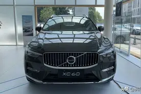 沃尔沃XC60 B5到店实拍，轻混时代来了？图片