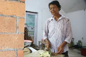 河南6旬大妈不孝公婆名声坏，娶个厉害儿媳妇是她克星，听她咋说图片