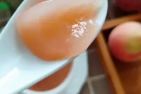 两个桃15克冰冰粉，做成满满果肉的冰爽夏日甜点，完胜某某某果冻图片