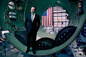 马斯克上演陪跑逆袭！刚把人类送入太空的SpaceX牛在哪图片