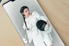 壁纸 | 去见你的路上，风都是甜的图片