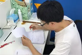 初三第1次月考，数学34，化学46，物理61，怎么办啊？图片