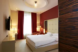 北京：宾馆酒店不接受14天内从外省区市中高风险地区进（返）京人员入住图片