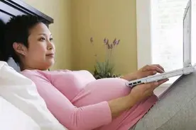 离预产期只剩7天，夫妻二人“冷战”，孕妈对丈夫的试探吓坏婆婆图片