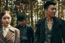 盗墓还要带俩花瓶，这部票房465万的鬼吹灯续作，好迷图片