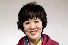 世界排坛第一个“五连冠”，郎平挂帅，11连胜，巾帼不必让须眉图片