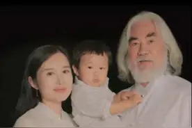 4个孩子3个妈，大女儿和后妈同龄，混血儿母不详，张纪中还想生？图片