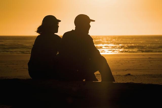 珍爱网收费标准2020?爱情从不只是凑合,而是唯一