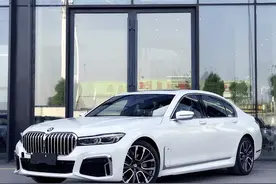 沉稳大气的造型 宝马740Li 老板的终极座驾图片