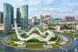 中国各地存款数据出炉：十强省份大洗牌，湖北领先辽宁图片