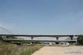 西宁西城大街高架桥建设完工图片