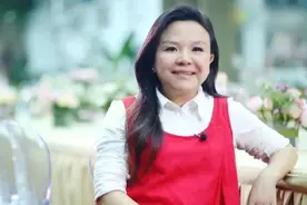浙江女富豪何巧女：向美捐百亿，却对国内诺而不捐，拖欠工人工资图片