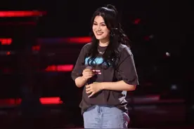 柳云龙19岁女儿参加好声音，6位导师为其转身！原创歌曲大有深意图片