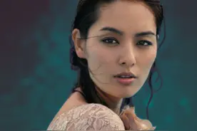 “第一名模”马艳丽：事业爱情一波三折，弃演从商46岁独自带娃图片