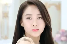 韩国50岁女星恋上小30岁闺蜜儿子，背后原因何在？图片