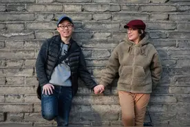 儿子被拐32年，她帮29个家庭找回孩子后，奇迹发生了……图片