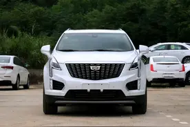 开完奔驰GLC后，换了一辆凯迪拉克XT5，司机：开过才知道优缺点图片