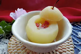 陈皮食谱：白露防秋燥，冰糖炖雪梨 ​图片