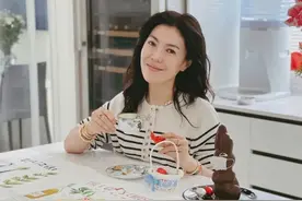 这个圈子真现实啊，下台后的时尚女魔头，品尝到了名利场的冷暖图片