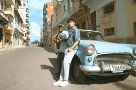 新歌前奏被指抄袭韩国歌曲？周杰伦霸气回应，亲授音乐课澄清图片