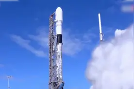 美国成功发射一箭60星 用的还是“四手”火箭视频封面