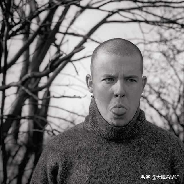 能读懂McQueen麦昆，比买几万块的大牌包更有腔调的多