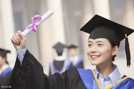 杭州32岁女硕士做保姆月薪过万！你若不努力做保姆的资格都没得！图片