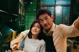 导演曾怕请不动秦岚来拍戏，高以翔几句话轻松搞定，很暖心一男孩图片