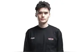 DOTA2：唯一锋哥Sccc版肌肉金轮来了，粉丝看完直言：太羞涩了图片