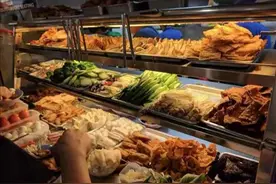 你知道吗？你爱吃的麻辣烫，在新加坡可以轻松月入过万图片