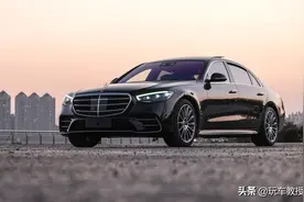 “流星雨”大灯，宫殿级座舱！全新奔驰S级告诉你啥叫壕气冲天图片