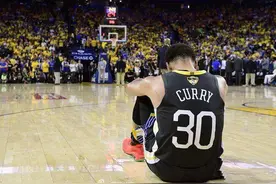 NBA赛场上那些经典的背影！阿里纳斯最嚣张，库里科比都让人心碎图片