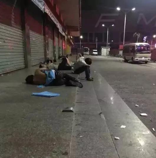 躺尸现象在南方很多城市比较普遍常见，而北方却较少