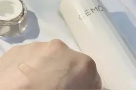 夏日必备水乳面霜，补水锁水，帮助修复肌肤问题图片